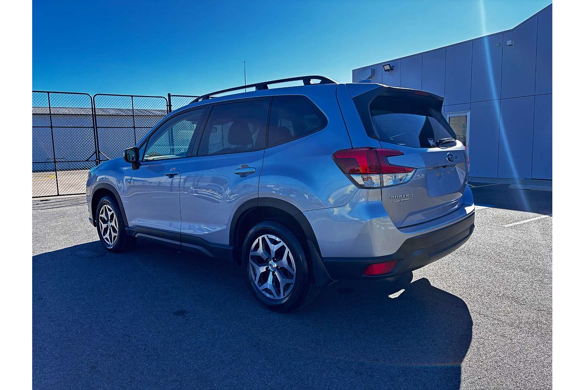 2023 Subaru Forester 2.5i S5