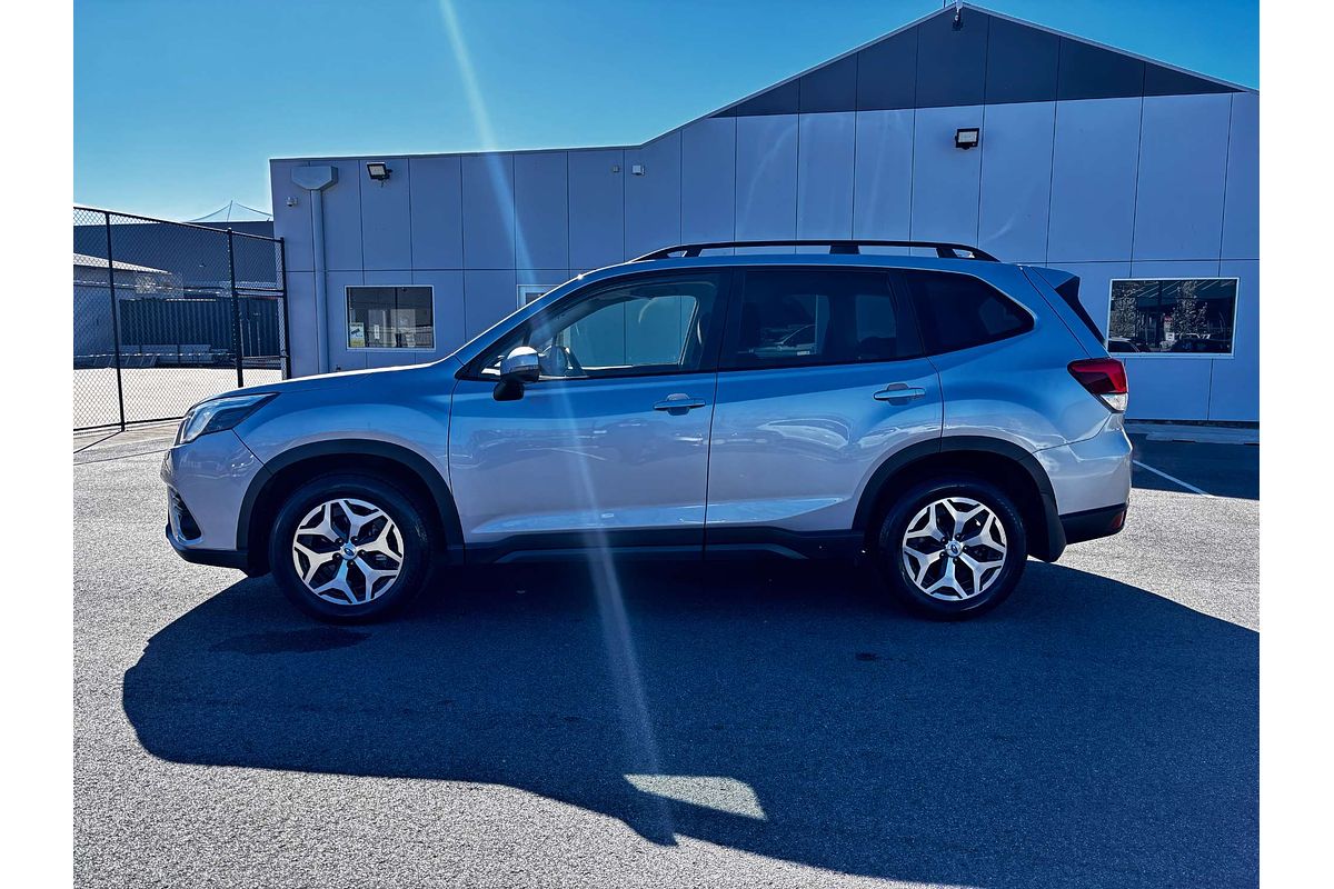 2023 Subaru Forester 2.5i S5