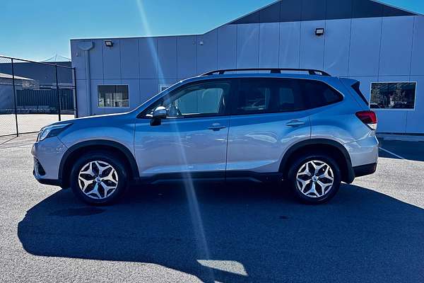 2023 Subaru Forester 2.5i S5