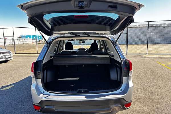 2023 Subaru Forester 2.5i S5
