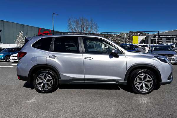 2023 Subaru Forester 2.5i S5