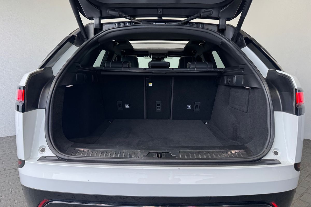 2020 Land Rover Range Rover Velar P250 R-Dynamic S L560