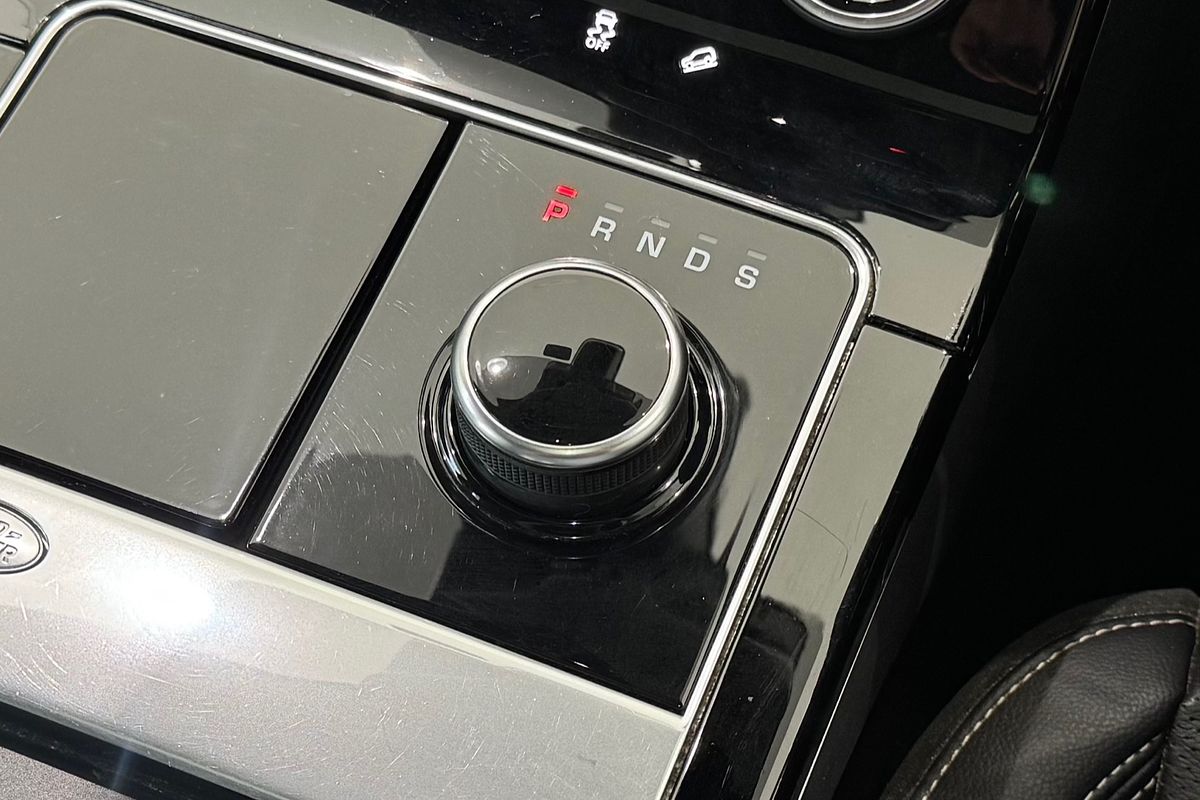 2020 Land Rover Range Rover Velar P250 R-Dynamic S L560