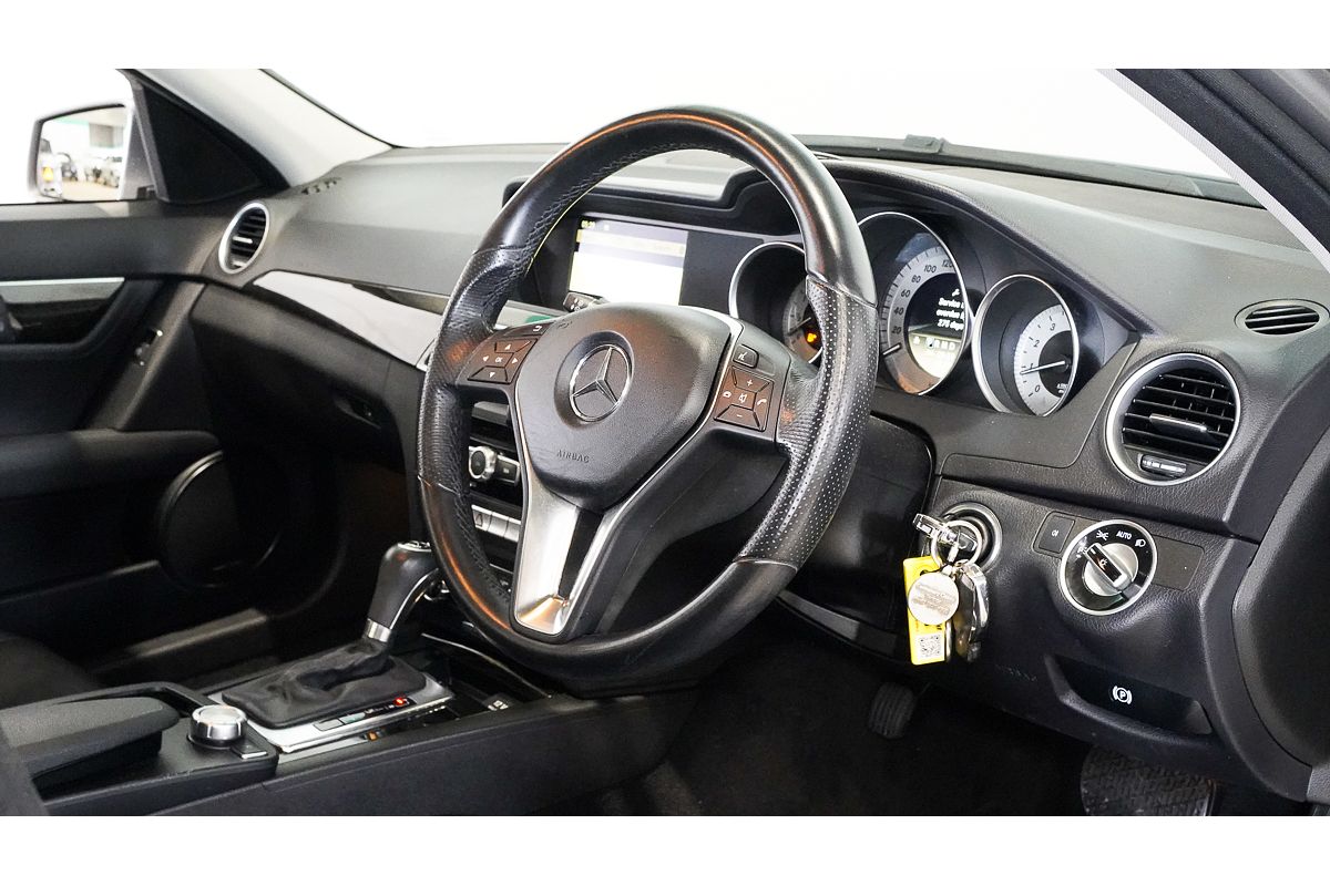 2012 Mercedes-Benz C-Class C250 BlueEFFICIENCY Avantgarde W204