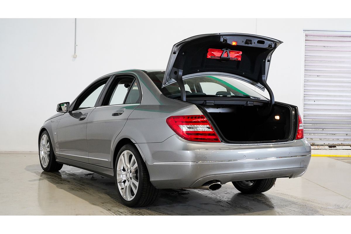 2012 Mercedes-Benz C-Class C250 BlueEFFICIENCY Avantgarde W204