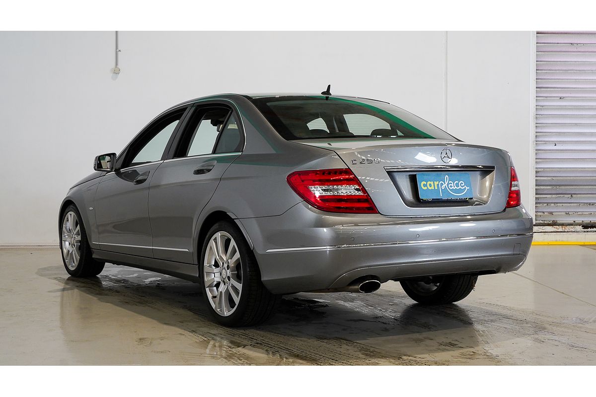 2012 Mercedes-Benz C-Class C250 BlueEFFICIENCY Avantgarde W204