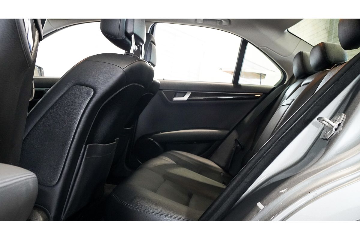 2012 Mercedes-Benz C-Class C250 BlueEFFICIENCY Avantgarde W204