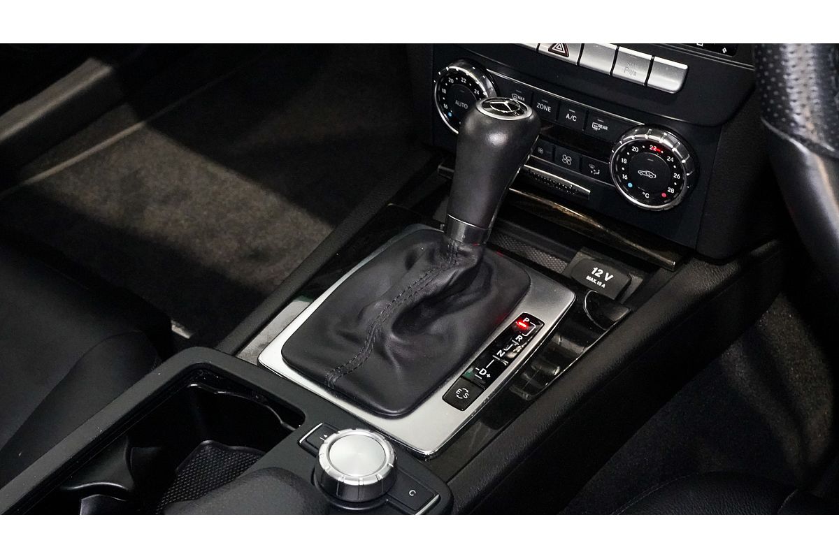 2012 Mercedes-Benz C-Class C250 BlueEFFICIENCY Avantgarde W204
