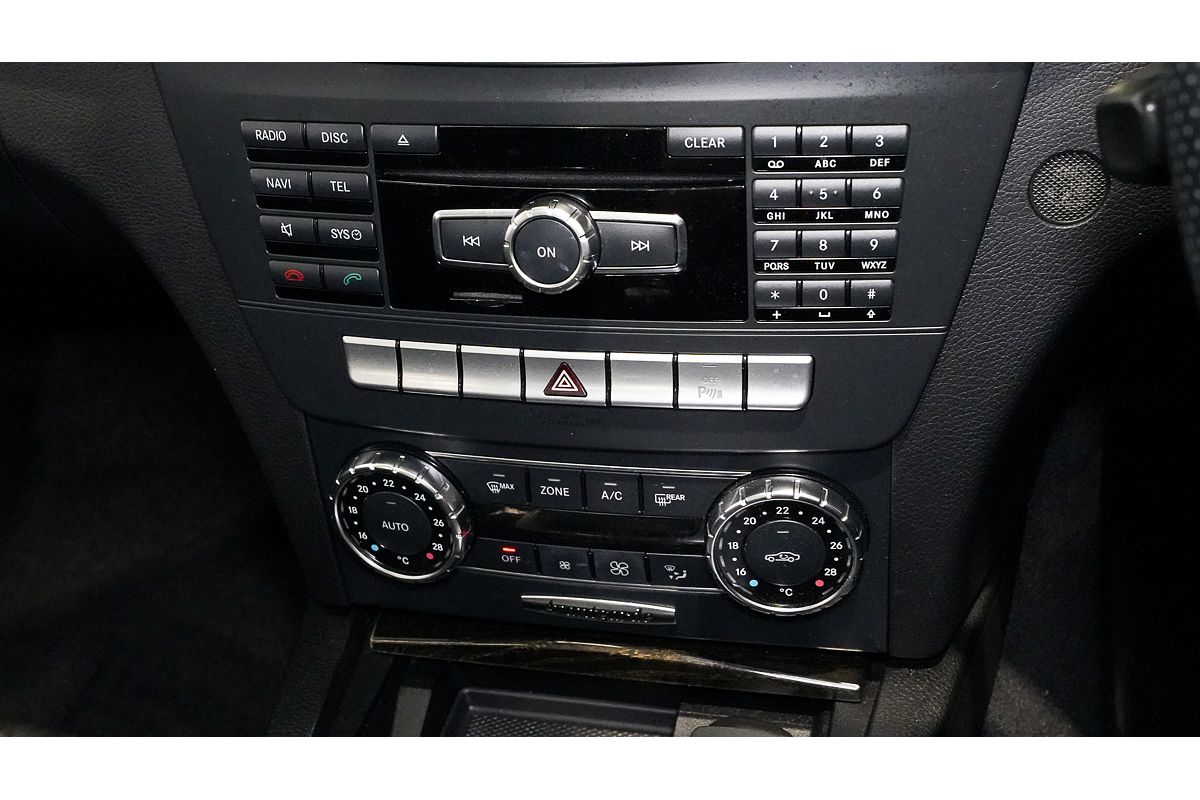 2012 Mercedes-Benz C-Class C250 BlueEFFICIENCY Avantgarde W204