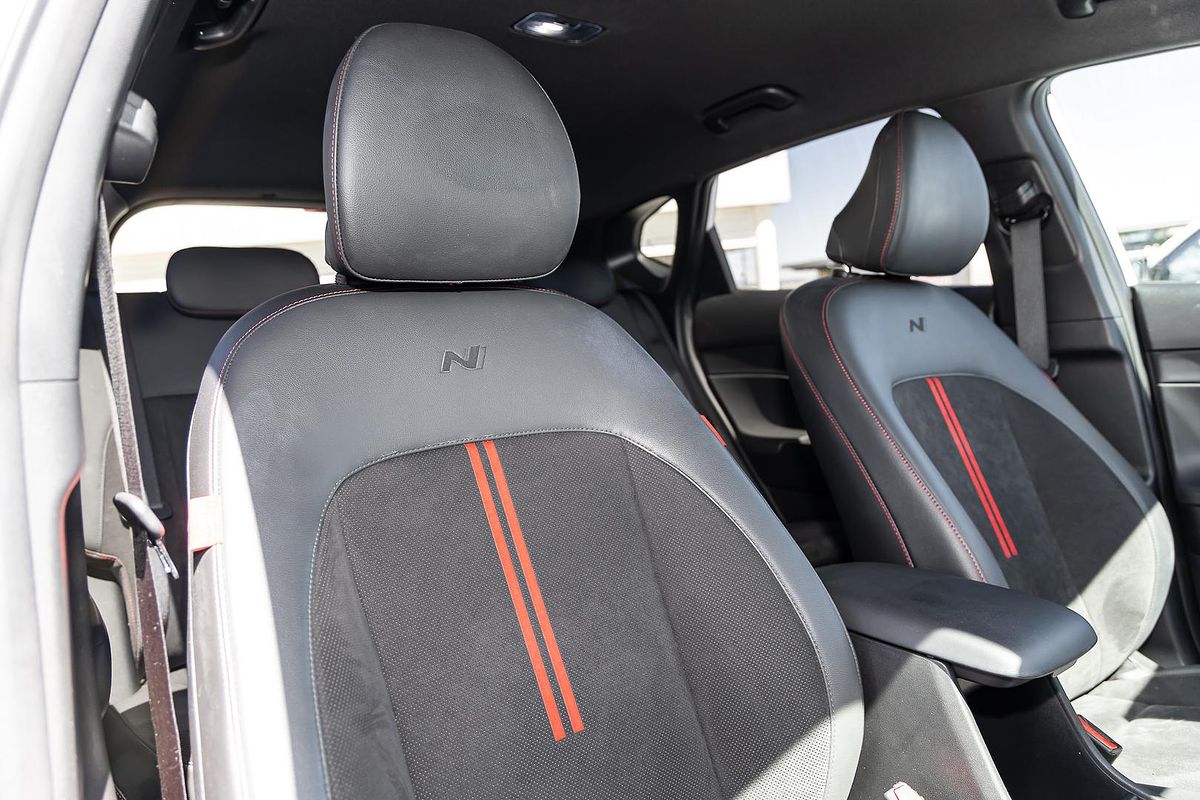 2024 Hyundai Kona Premium N Line SX2.V2