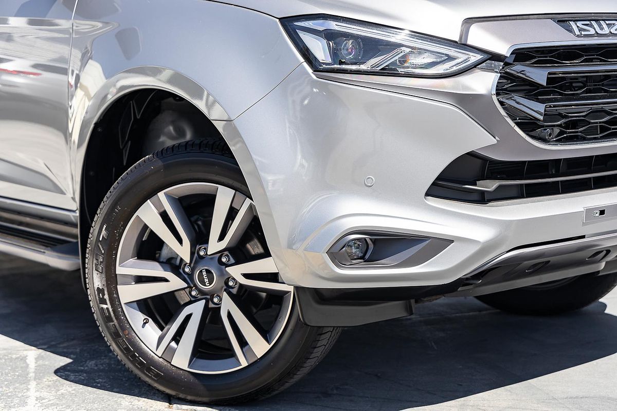 2023 Isuzu MU-X LS-T