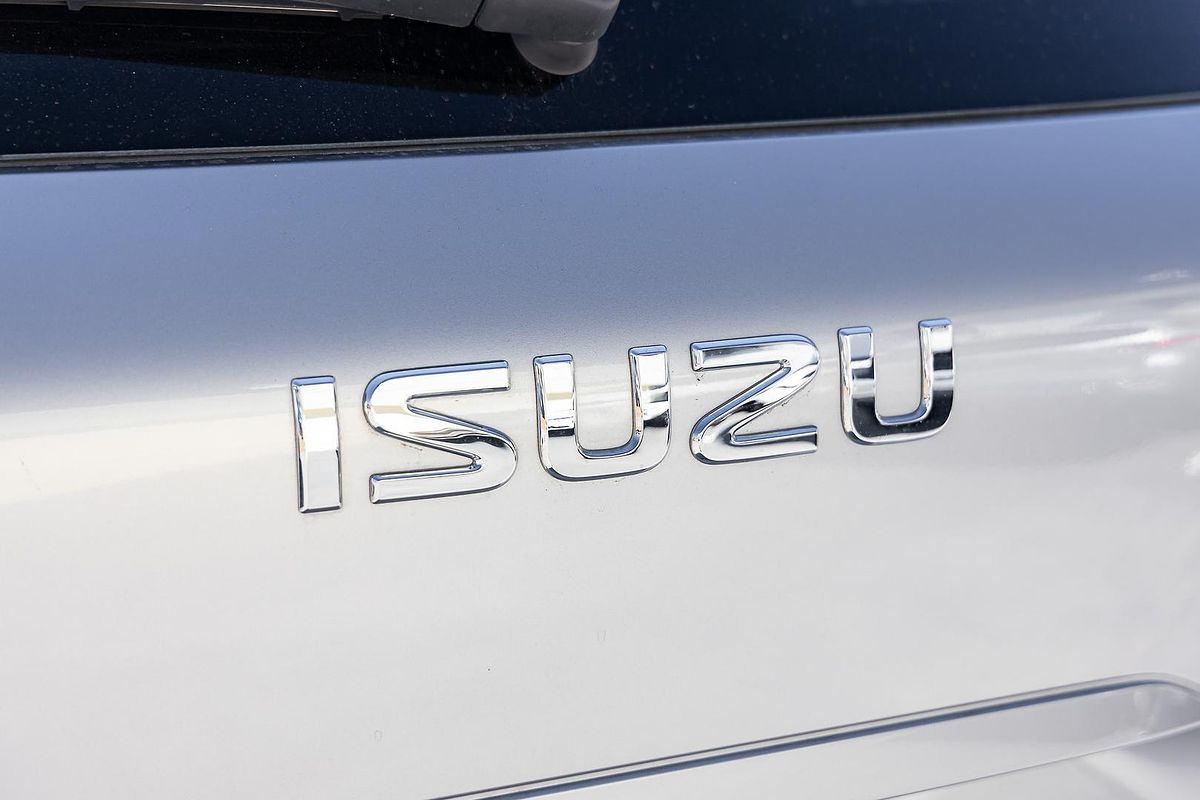 2023 Isuzu MU-X LS-T