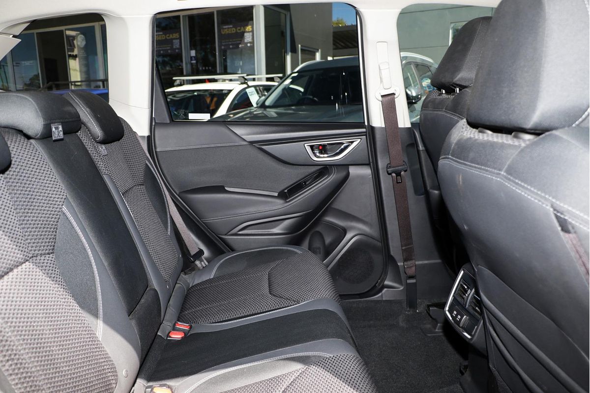 2021 Subaru Forester 2.5i Premium S5