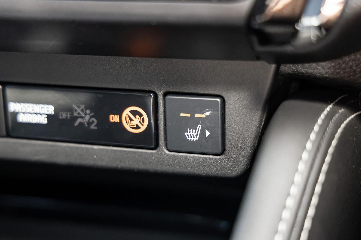 2023 Isuzu MU-X LS-T
