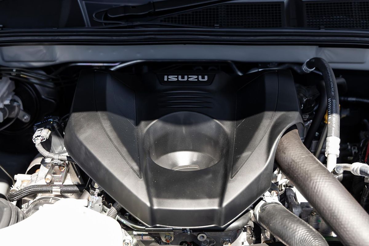 2023 Isuzu MU-X LS-T