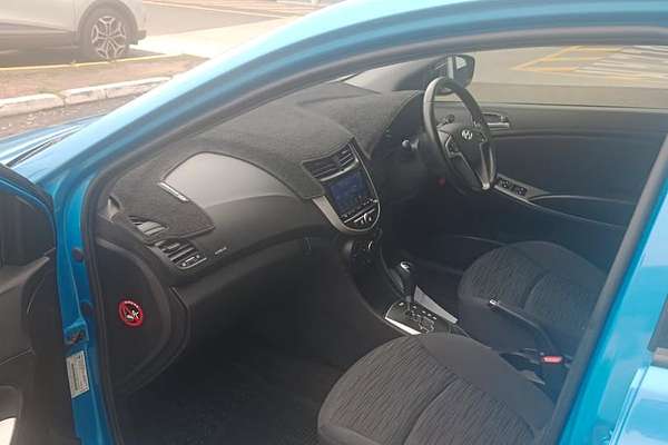 2018 Hyundai Accent Sport RB6
