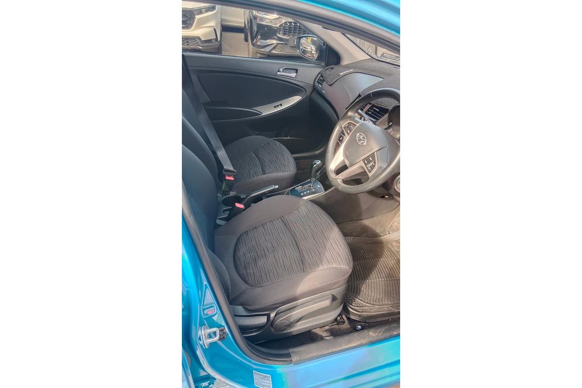 2018 Hyundai Accent Sport RB6