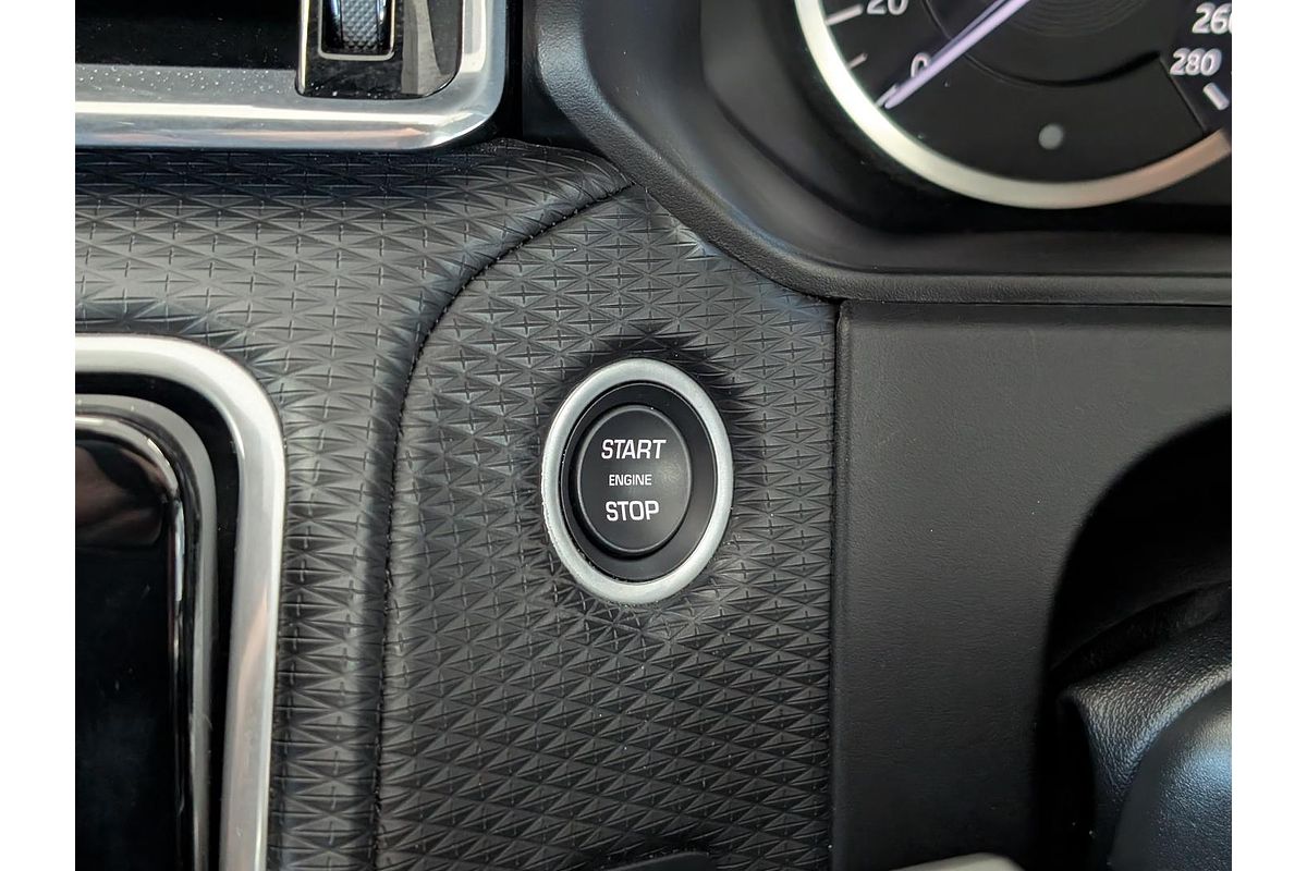 2022 Land Rover Range Rover Velar P250 R-Dynamic S L560