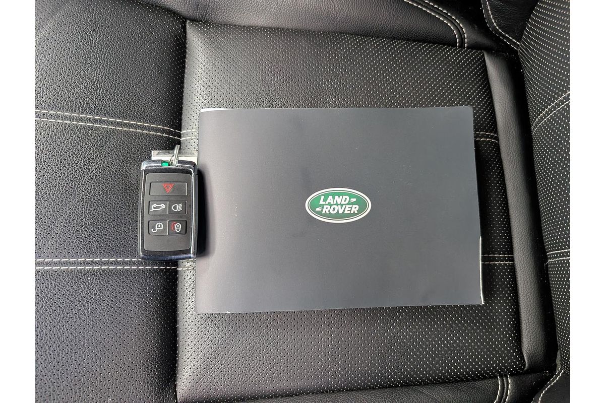 2022 Land Rover Range Rover Velar P250 R-Dynamic S L560