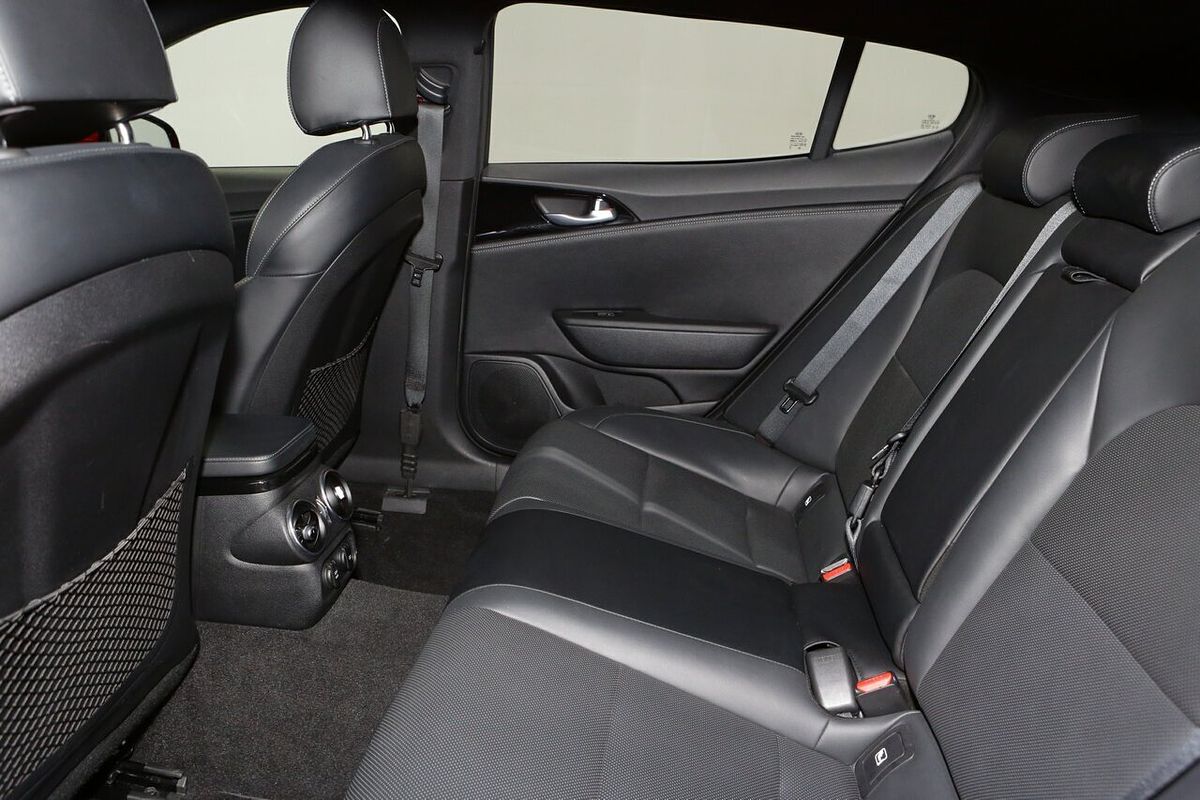 2021 Kia Stinger 200S CK
