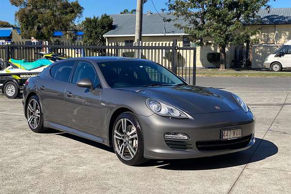 2013 Porsche Panamera 970