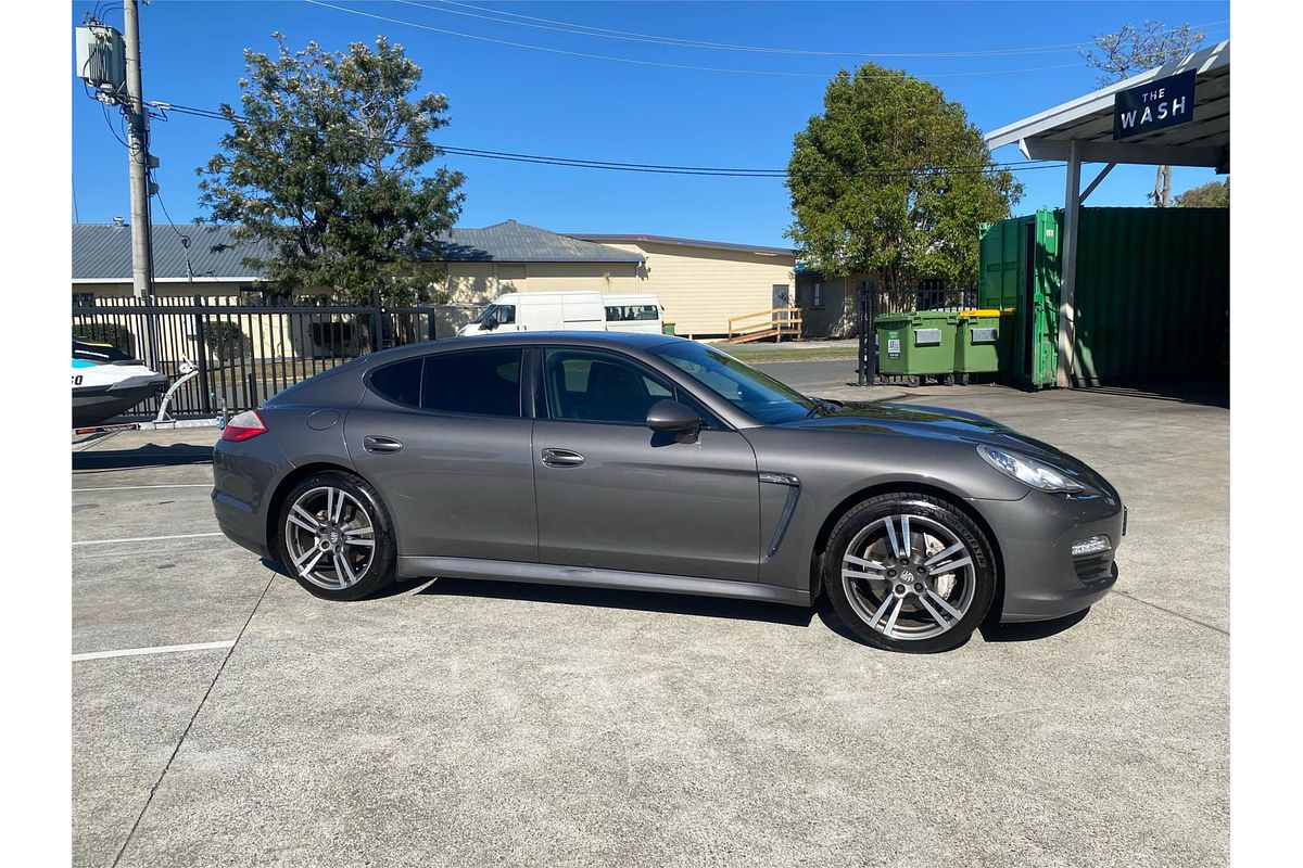 2013 Porsche Panamera 970