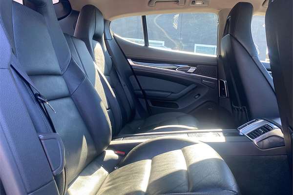 2013 Porsche Panamera 970