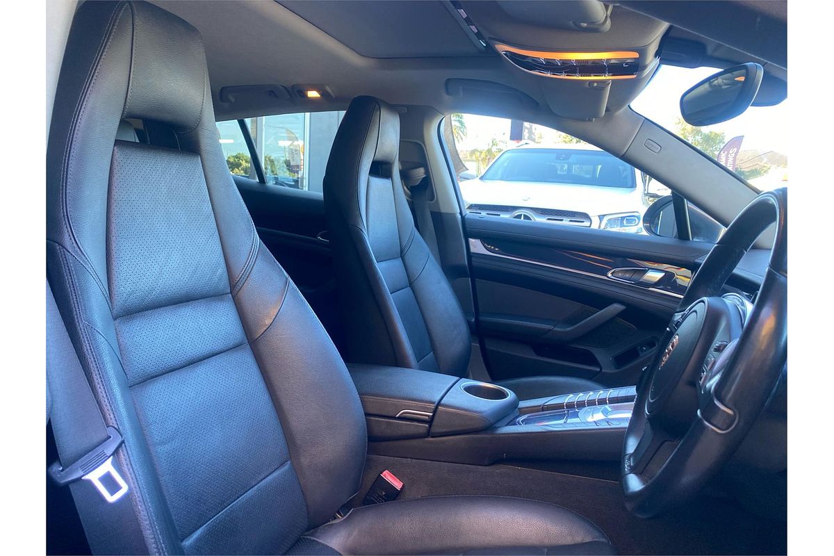 2013 Porsche Panamera 970