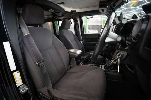 2013 Jeep Wrangler Unlimited Sport JK