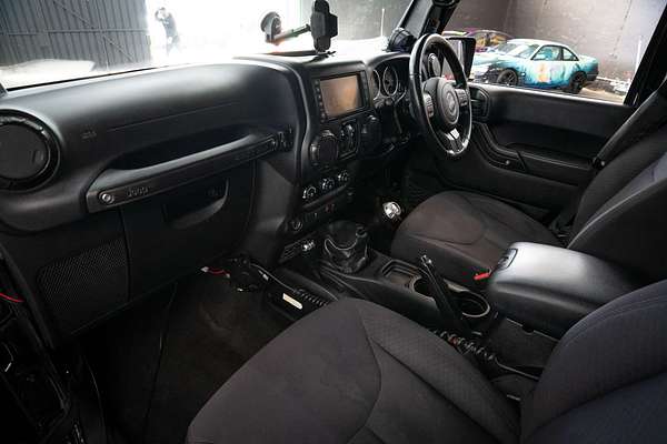 2013 Jeep Wrangler Unlimited Sport JK