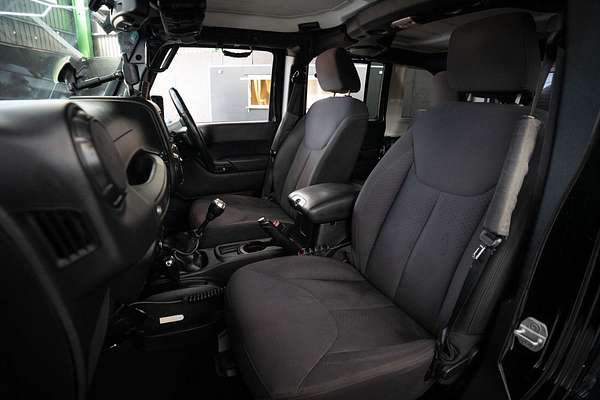 2013 Jeep Wrangler Unlimited Sport JK
