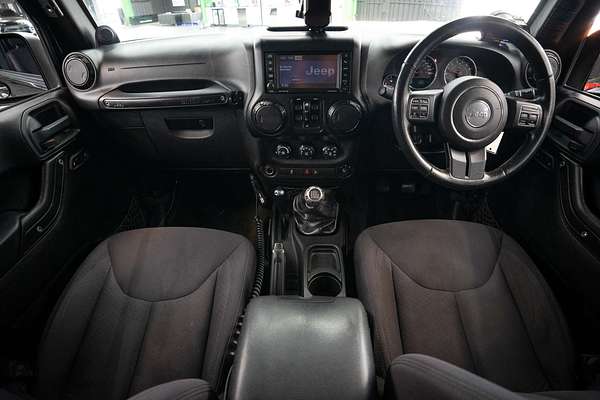 2013 Jeep Wrangler Unlimited Sport JK