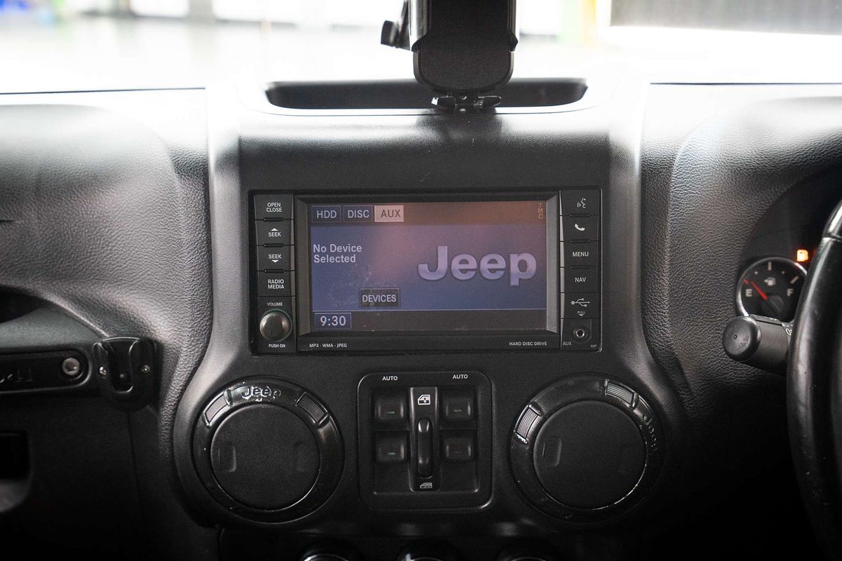 2013 Jeep Wrangler Unlimited Sport JK
