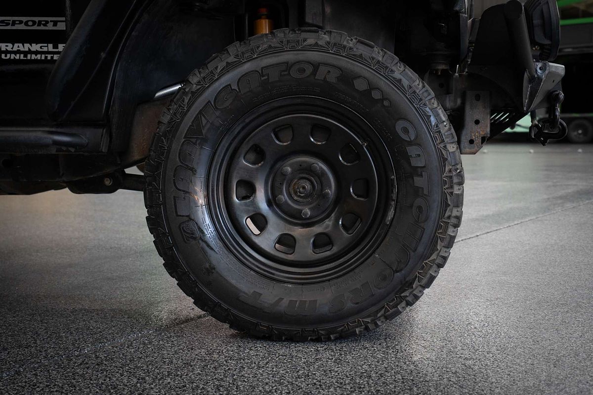 2013 Jeep Wrangler Unlimited Sport JK