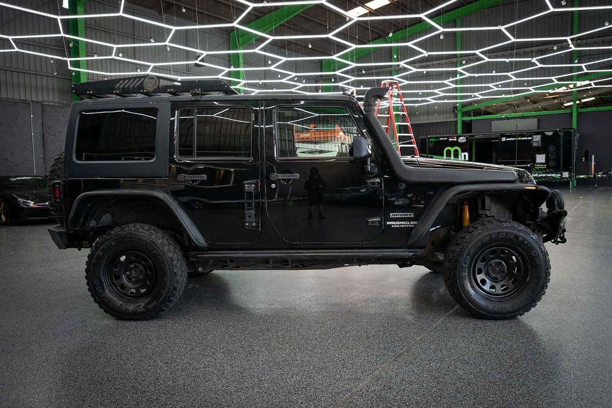 2013 Jeep Wrangler Unlimited Sport JK