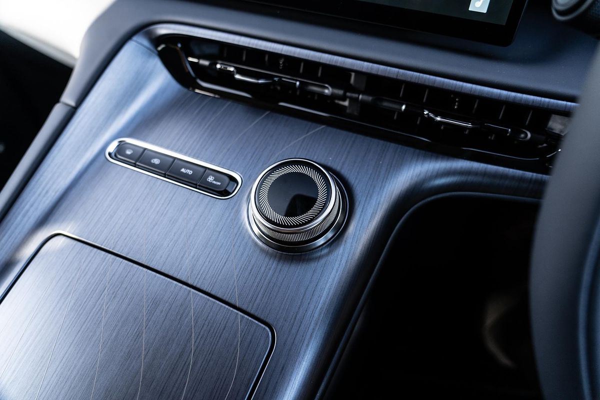 2025 Geely EX5 Inspire E245