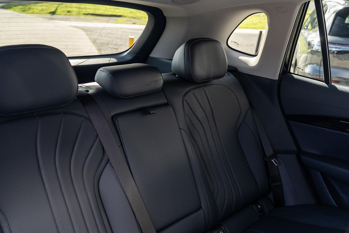 2025 Geely EX5 Inspire E245