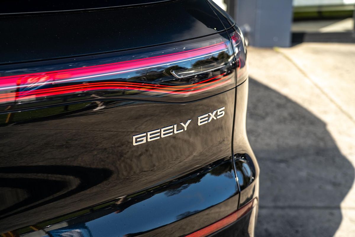 2025 Geely EX5 Inspire E245