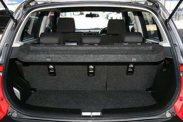 2010 Suzuki Swift GLX RS415