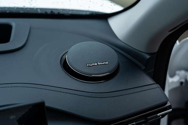 2025 Geely EX5 Inspire E245