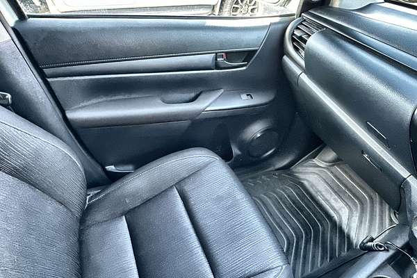 2019 Toyota Hilux SR GUN126R 4X4