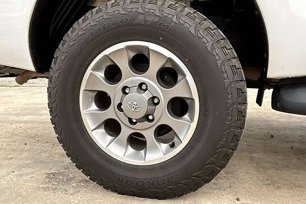 2019 Toyota Hilux SR GUN126R 4X4