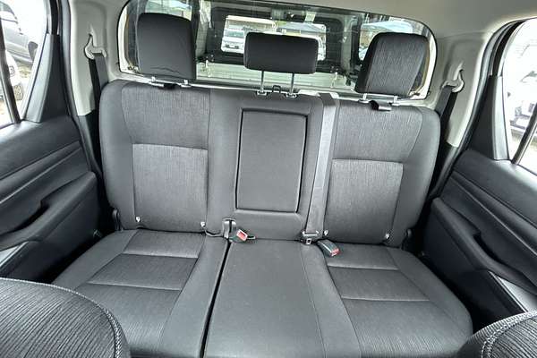 2019 Toyota Hilux SR GUN126R 4X4