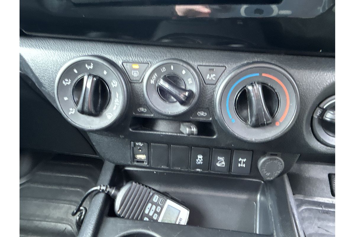 2019 Toyota Hilux SR GUN126R 4X4