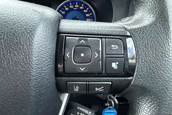 2019 Toyota Hilux SR GUN126R 4X4