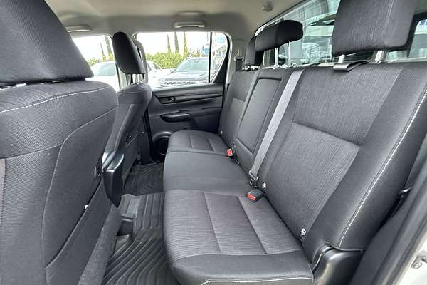 2019 Toyota Hilux SR GUN126R 4X4
