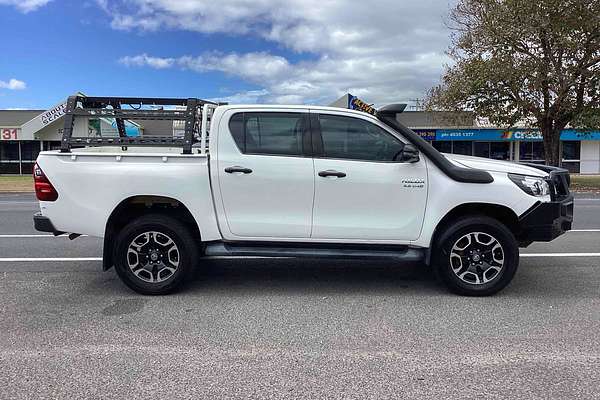 2019 Toyota Hilux SR GUN126R 4X4