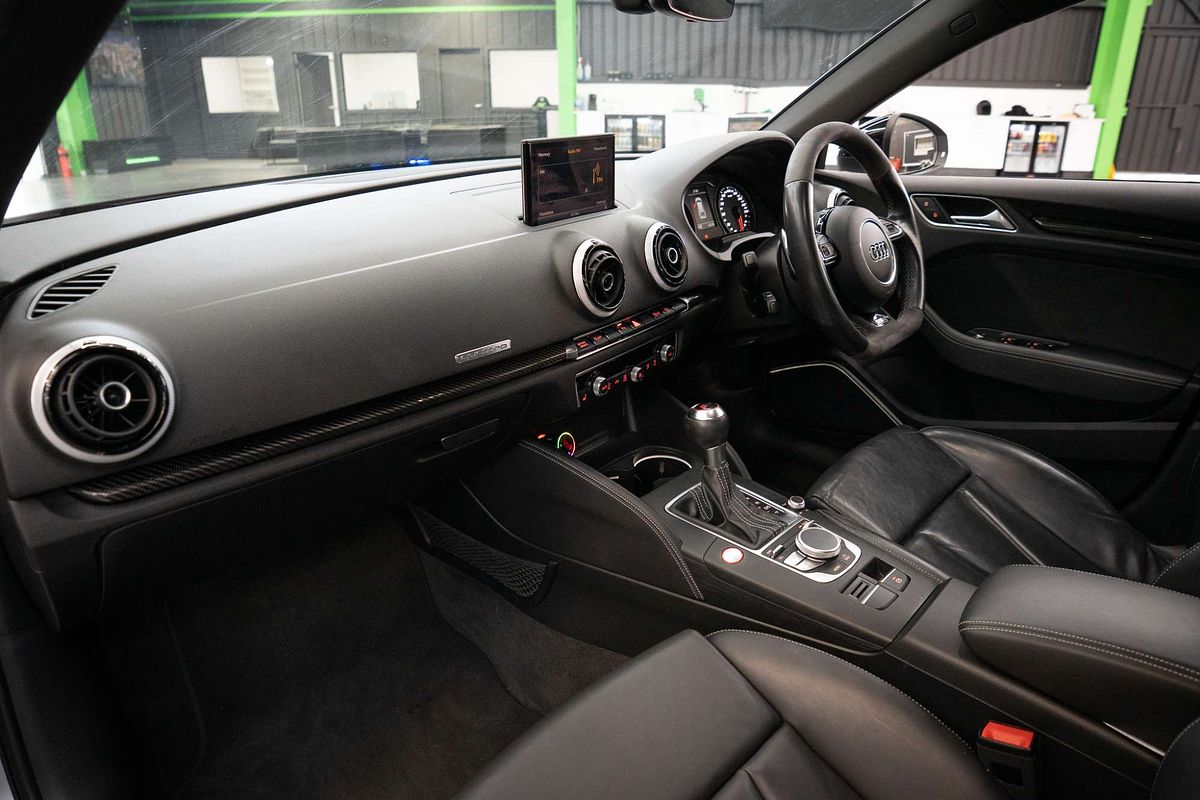 2017 Audi RS3 8V