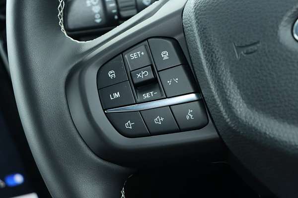 2025 Ford Ranger Platinum 4X4 3.0L