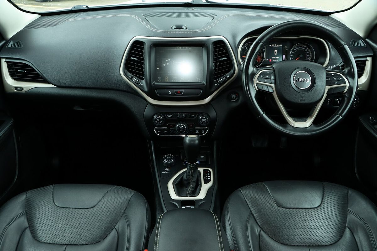 2015 Jeep Cherokee Blackhawk KL